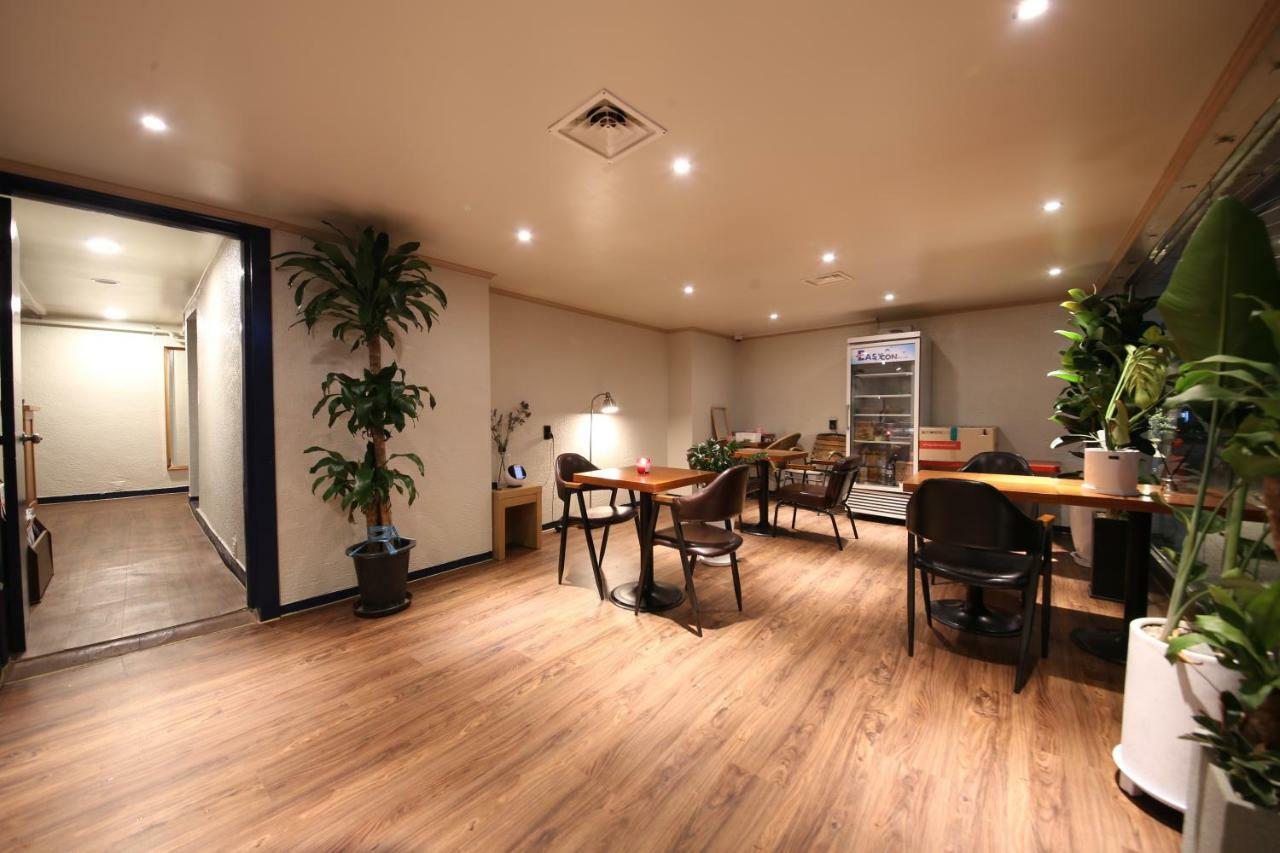 Hotel Sulla Jongno Seoul Ngoại thất bức ảnh